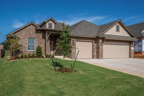 475 Virginia Ave, Newcastle, OK 73065