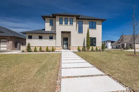 2009 Wiregrass Dr, Edmond, OK 73025