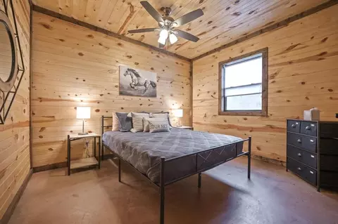 Bedroom - 40 Fish Hook Rd, Broken Bow, OK 74728 photo 4 of 4