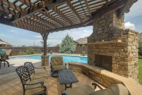 14916 Stone Manor Dr, Oklahoma City, OK 73142