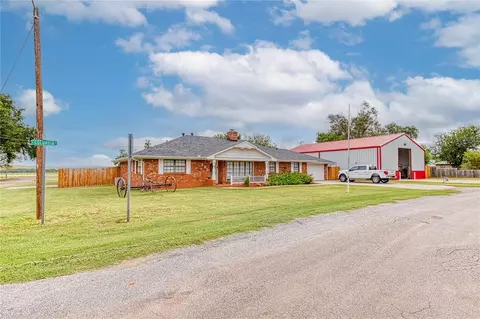 201 E Columbia Ave, Cheyenne, OK 73628