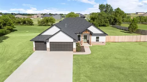 1381 County Street 2976, Blanchard, OK 73010