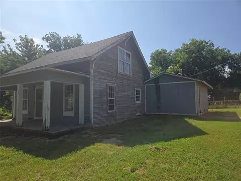 208 W Apache St, Marlow, OK 73055 photo 2