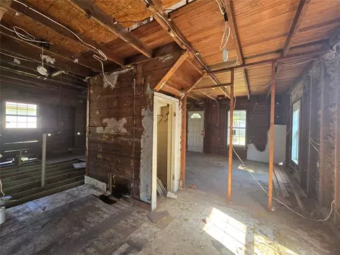 208 W Apache St, Marlow, OK 73055 photo 4