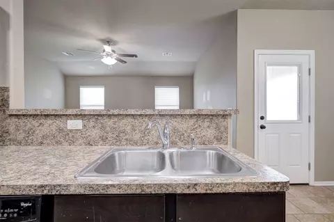 Kitchen - 9608 Ella Ln, Moore, OK 73160 photo 2 of 4