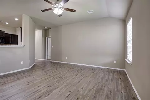 Living - 9608 Ella Ln, Moore, OK 73160 photo 2 of 2