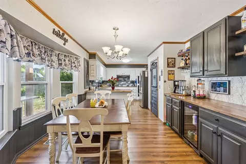 10037 Saint Helens Dr, Yukon, OK 73099