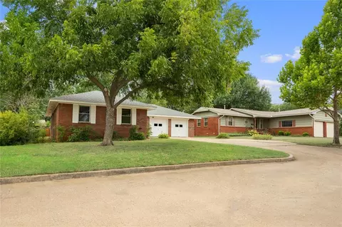 308 N Reynolds Rd, Edmond, OK 73013