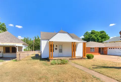 615 S 9th St, Kingfisher, OK 73750
