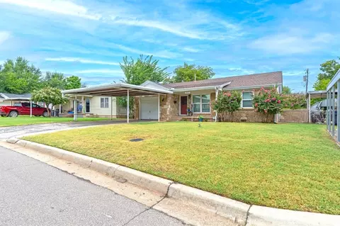 3013 SW 40th Pl, Oklahoma City, OK 73119