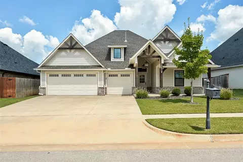 617 NW 186th St, Edmond, OK 73012