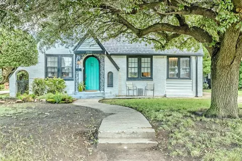 2241 NW 22nd St, Oklahoma City, OK 73107