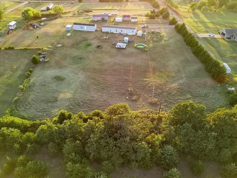 View/Area - 189 Terry Ln, Mcloud, OK 74851 photo 2 of 2
