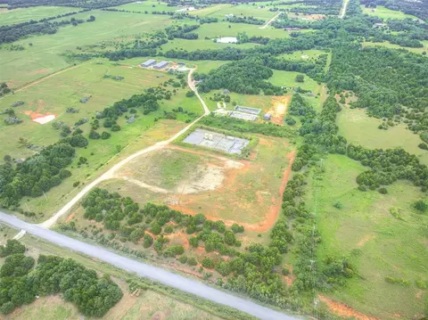 980 Road Rd, Wellston, OK 74881