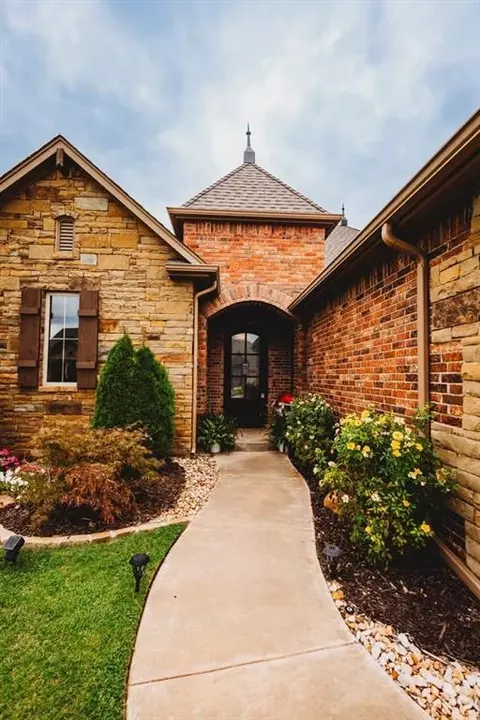 14025 Lost Village Way, Piedmont, OK 73078