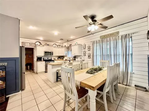 Kitchen - 327 Englebretson Ln, Tuttle, OK 73089 photo 1 of 4