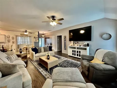 Living - 327 Englebretson Ln, Tuttle, OK 73089 photo 4 of 4