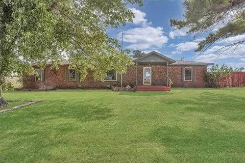 1816 S Highway 66, Sayre, OK 73662