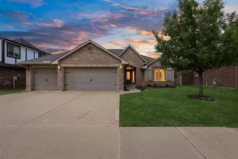2329 NW 156th St, Edmond, OK 73013