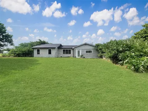16763 Mesquite Rd, Lindsay, OK 73052