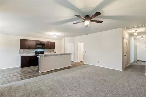 5217 Nicole Dr, Tuttle, OK 73089 photo 5