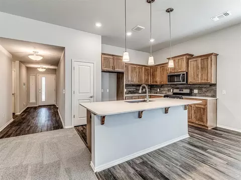 Entry Way - 918 Butterfly Way, Norman, OK 73069 photo 3 of 4
