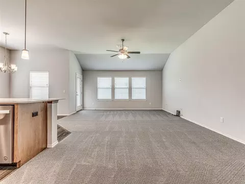 Living - 918 Butterfly Way, Norman, OK 73069 photo 1 of 5