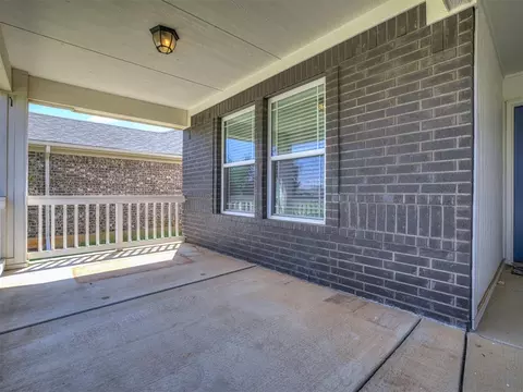 Exterior - 918 Butterfly Way, Norman, OK 73069 photo 7 of 7