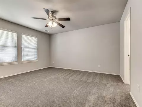 Bedroom - 918 Butterfly Way, Norman, OK 73069 photo 6 of 10