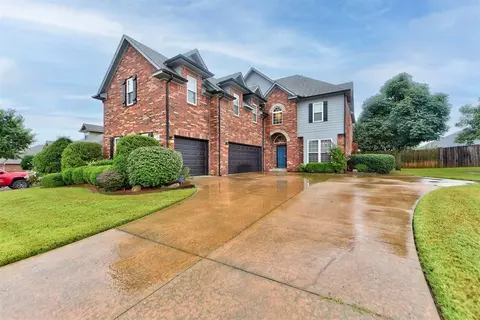 220 Highland Ter, Norman, OK 73069