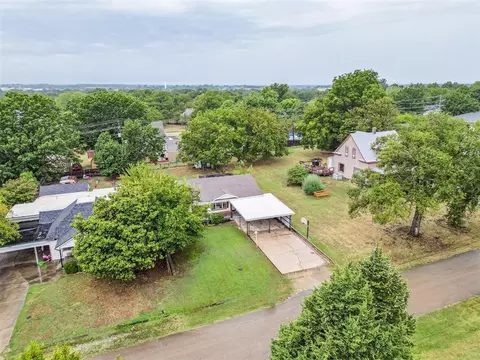 View/Area - 1411 Brunson Ave, Prague, OK 74864 photo 2 of 3