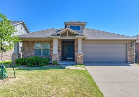 19000 Visto Dr, Edmond, OK 73012
