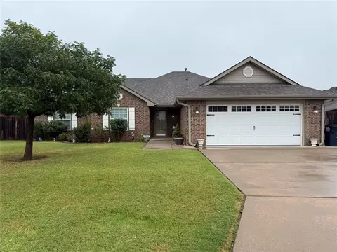 2209 Crooked Oak Dr, Shawnee, OK 74804
