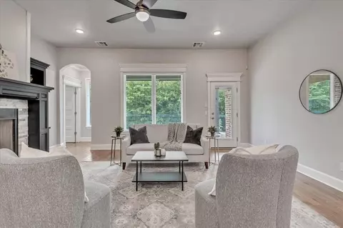 Living - 10713 Wild Horse Creek Dr, Yukon, OK 73099 photo 1 of 3