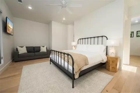 Bedroom - 971 Timberline Trl, Broken Bow, OK 74728 photo 2 of 10