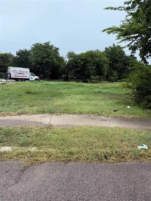 1209 Linwood Blvd, Oklahoma City, OK 73106