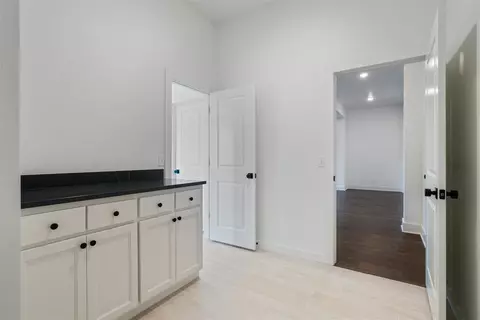 Entry Way - 15805 Rolling Hill Dr, Moore, OK 73170 photo 3 of 3