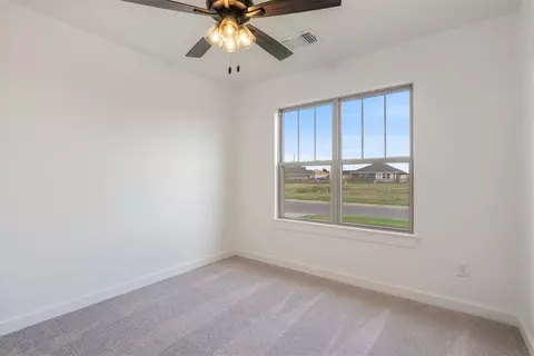 Bedroom - 15805 Rolling Hill Dr, Moore, OK 73170 photo 2 of 8