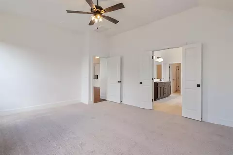 Bedroom - 15805 Rolling Hill Dr, Moore, OK 73170 photo 7 of 8