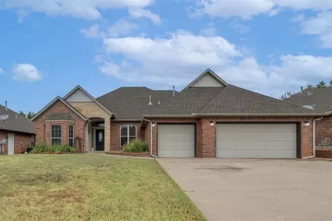245 E Atlanta Ter, Mustang, OK 73064
