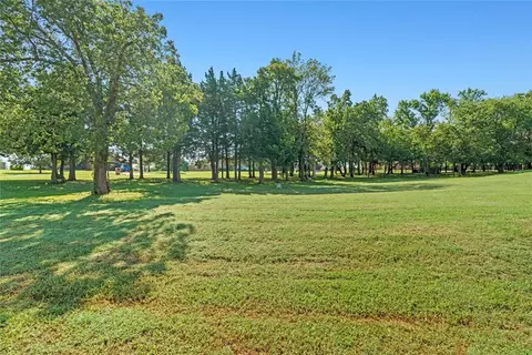 709 Bluestem Dr, Guthrie, OK 73044 photo 36