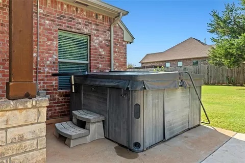 709 Bluestem Dr, Guthrie, OK 73044 photo 31