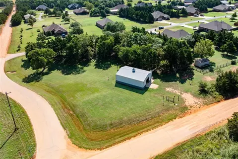 709 Bluestem Dr, Guthrie, OK 73044 photo 8
