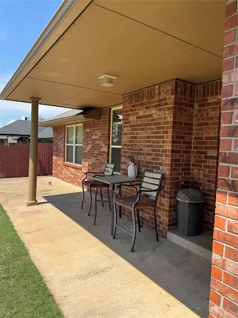 340 Treyton Pl, Noble, OK 73068 photo 5