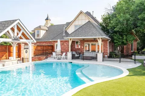 816 NW 145th Cir, Edmond, OK 73013