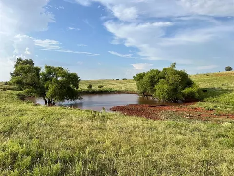 10807 N 1960 Rd, Elk City, OK 73644