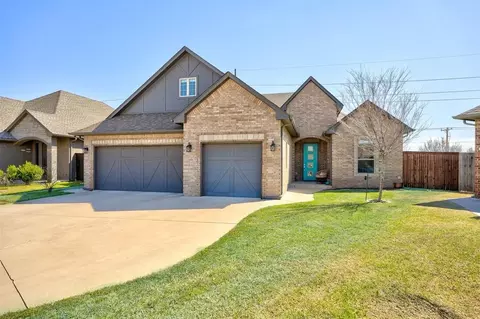 15300 Deer Valley Trl, Edmond, OK 73013
