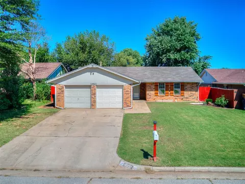 10321 Exter Ave, Yukon, OK 73099
