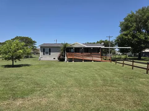 201 W West South St, Paoli, OK 73074