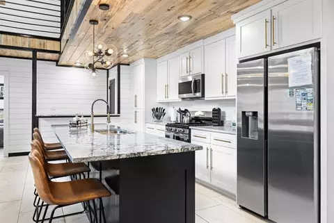 Kitchen - 71 Bear Pine Trl, Broken Bow, OK 74728 photo 4 of 6